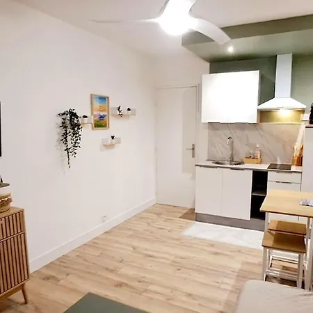 Апартаменты Studio Au Coeur De Plage